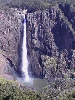 photo of Wallaman Falls