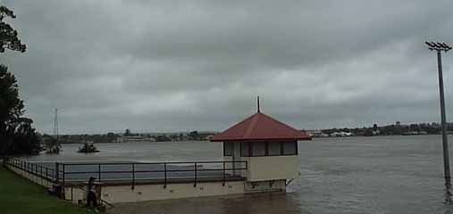 photo of thr flooded Clarence River