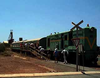 photo of the loop line train