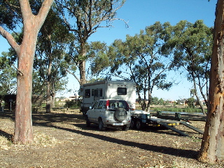 photo of the motley by the wimmera river