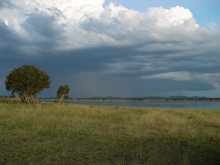 photo of thunderstorm at coolmunda dam
